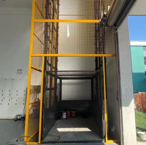 蚌埠导轨式升降机助力物流园破解运输难题