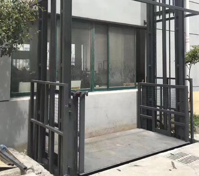 蚌埠导轨式施工升降机助力民生工程提速增效